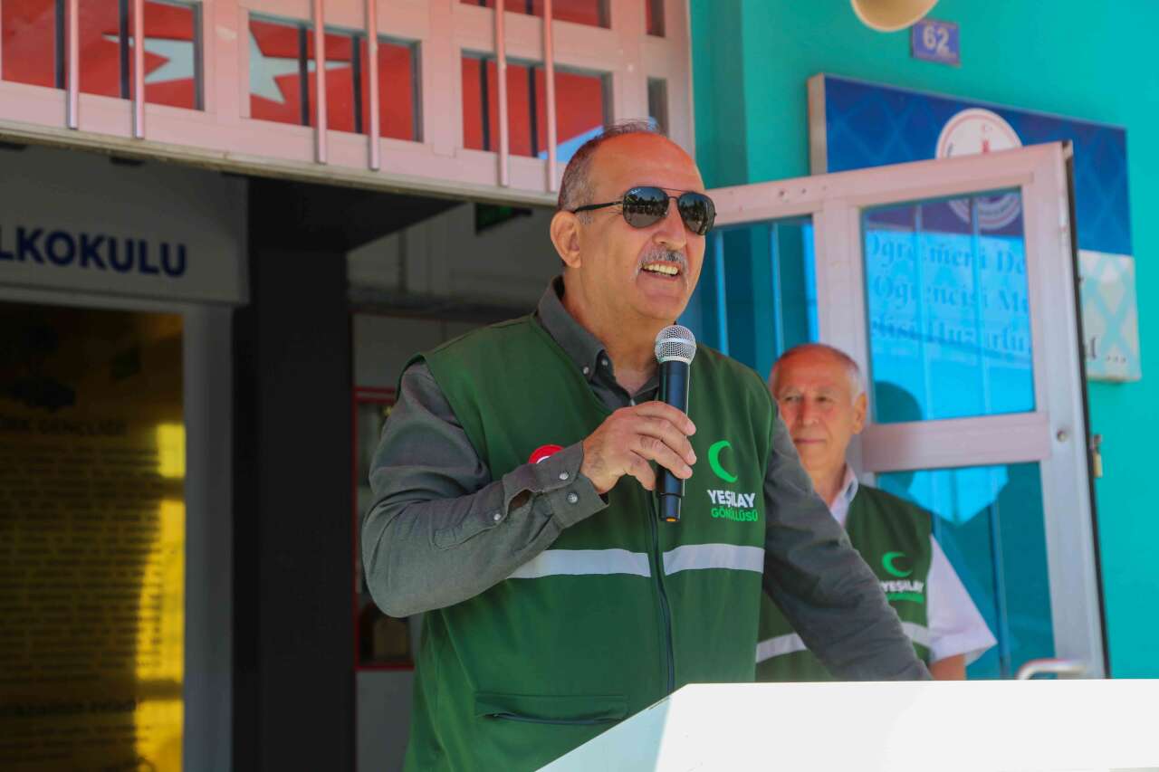 Meram’da telefon ve tableti kenara bırakan çocuklar bağımsızlık örneği verdi 11